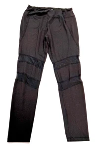 Pro Player Leggings, Women's Size Medium, Black, Pull On, Pockets, 26.5" Inseam - Picture 1 of 7