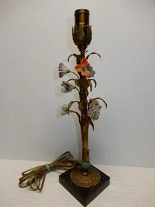 ANTIQUE GILT BRASS TABLE LAMP W/ PORCELAIN FLOWERS CA. 1920 - Picture 1 of 8