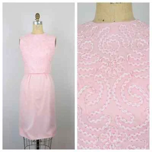 Vintage 1950s wiggle dress set, barbie pink, ribbon, embroidered, silk chiffon - Picture 1 of 10