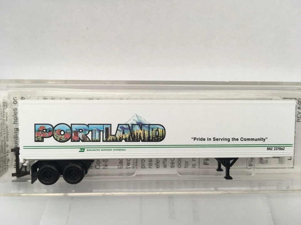 Micro-trains BN Intermodal Portland 45' Trailer N Scale 67210