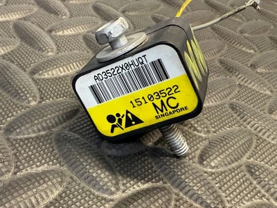 05-07 Tahoe Yukon Escalade Silverado Chevy Truck Front Sensor 15103522 Tested - Image 1 of 4