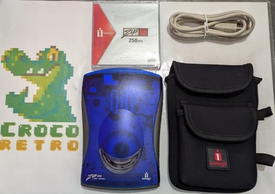 Lecteur Iomega Zip 250 USB Powered dans sa sacoche + 1 disquette offerte ! - Immagine 1 di 4