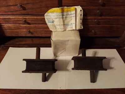 NOS 1972-80 Dodge Truck or Ramcharger Mopar Engine Mounts #3632998 OEM SBM - Image 1 of 4