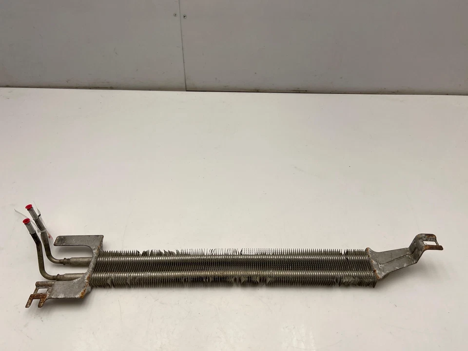 Enfriador de aceite de dirección asistida Ford Crown Victoria Lincoln Towncar OEM 8W1Z3D746A Foto 1 de 4