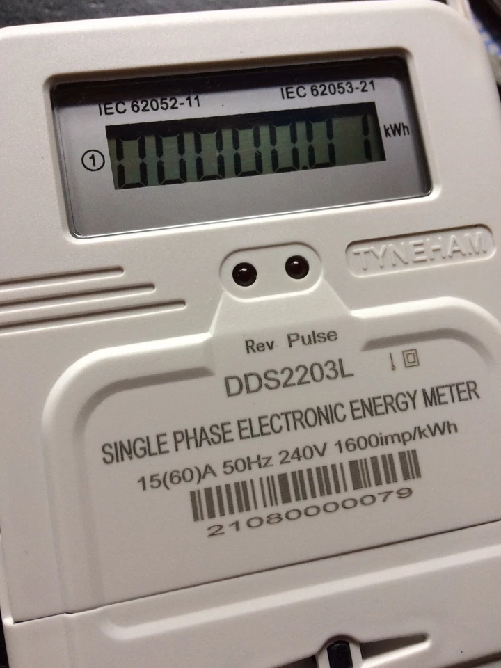BRAND NEW SINGLE PHASE LCD ELECTRONIC KWH METER - Image 1 of 4