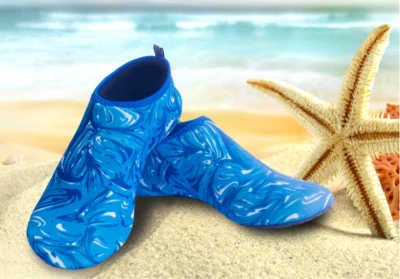 Water Shoes Aqua Socks for Beach Swim Pool, Quick Dry, Men&Women - Image 1 of 4