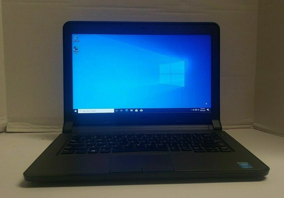 DELL LATITUDE 3340 13.3" Core i5-4210U 1.70GHZ 4GB RAM 320GB HDD Windows 10 Pro Foto 1 de 4