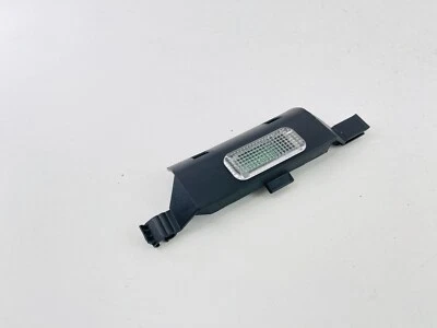 Luz de pé dianteira esquerda Audi A6 2006-2011 fabricante de equipamento original. - Imagem 1 de 4