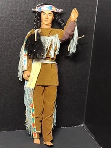 Seltene Vintage Indianer Indianer Ken Typ Puppe 12" Figur angezogen - beweglich - Bild 1 von 19