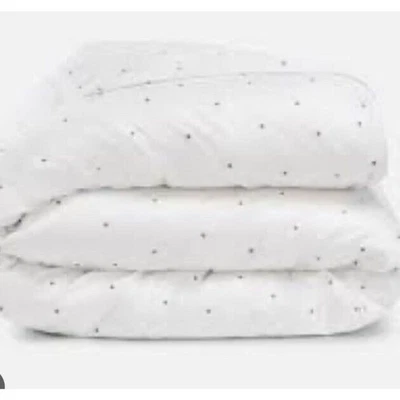 Funda nórdica Brooklinen tamaño king blanca con lunares grises satén de algodón sin usar Foto 1 de 4