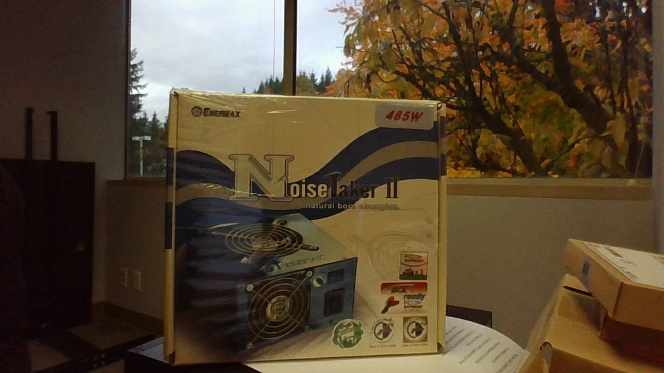 Fuente de alimentación conmutada Enermax 485w Foto 1 de 1