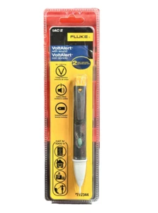 FLUKE 1AC II Non Contact Voltage Detector 772344 - Picture 1 of 3