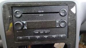 Radio AM-FM-6 CD-MP3 Player Fits 06-07 Mercury Montego OEM
