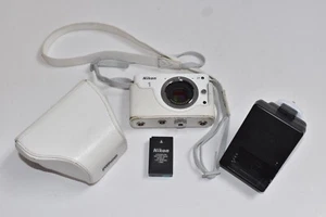 Nikon 1 J1 10.1MP Digital Camera - White( Body Only ) - 7115 Shots - Picture 1 of 7