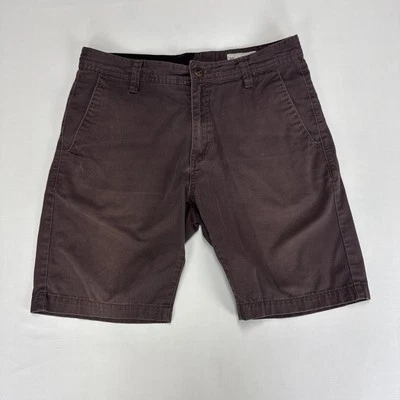 VOLCOM Chino Shorts Mens Size 32 Faded Burgundy Classic Fit Cotton Skater Y2K - Image 1 of 4
