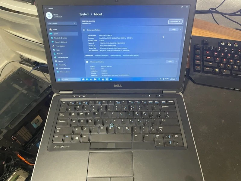 Laptop doméstica Dell Latitude E7440 i7-4600U 2,10 GHz 8 GB RAM 256 GB SSD Win 11 Foto 1 de 4