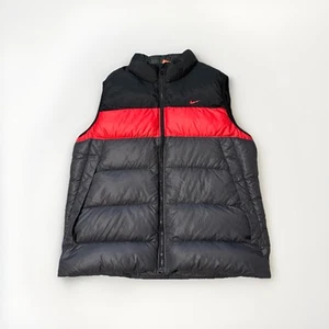 Nike Sportswear Down 550 Fill Weste Schwarz Rot Herren Gr. Large Unisex - Bild 1 von 10