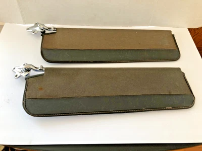 PAR DE PARASOLES CADILLAC 1949, ORIGINALES LIMPIOS, PUEDEN ADAPTARSE A OTROS AÑOS, OEM GM Foto 1 de 4