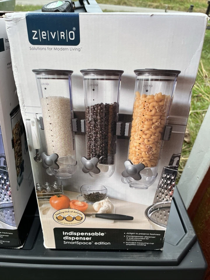 ZEVRO SMART SPACE TRIPLE WALL MOUNTED DRY FOOD DISPENSER