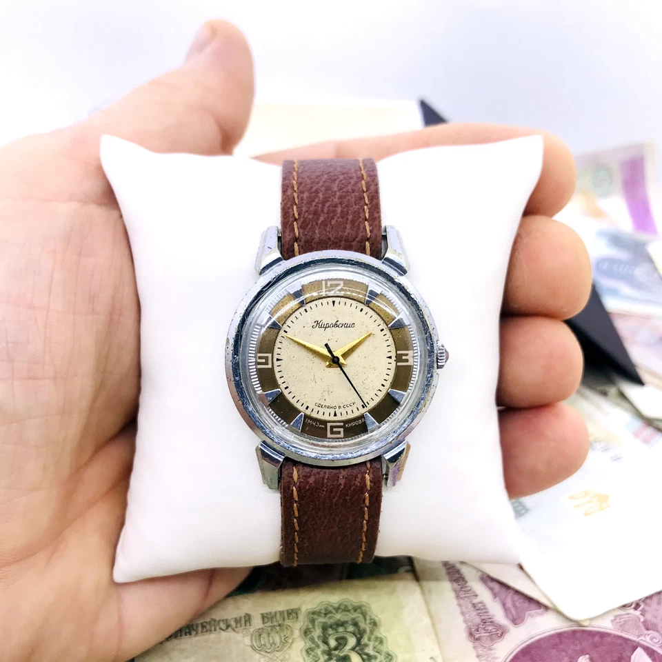 🦀 Vintage Kirovskiye 1 MCHZ watch Kirovskie Crab 1950s USSR Poljot Soviet SU - image 1 of 4