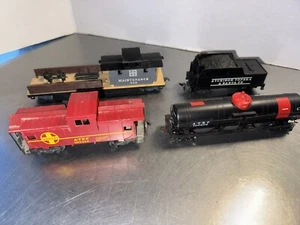 Mantua AHM Train HO Scale Freight 4 Car Lot Tanker Maintenance Tender & Caboose - Picture 1 of 15