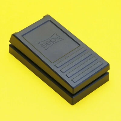 Gepe 8003 Mounting Press for 35mm Slides Mounts 5x5cm & 1,9 to 3mm Thickness Foto 1 de 4