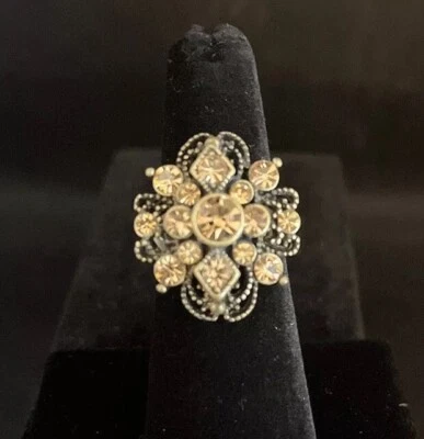 (U284) Brass? Topaz Colored Rhinestones 3D Cocktail Ring Sz 6-3/4 - Image 1 of 3