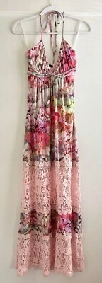 Maxi Vestido Halter Rosa Marca Sky Floral Crochet en Niveles Talla XS Foto 1 de 4