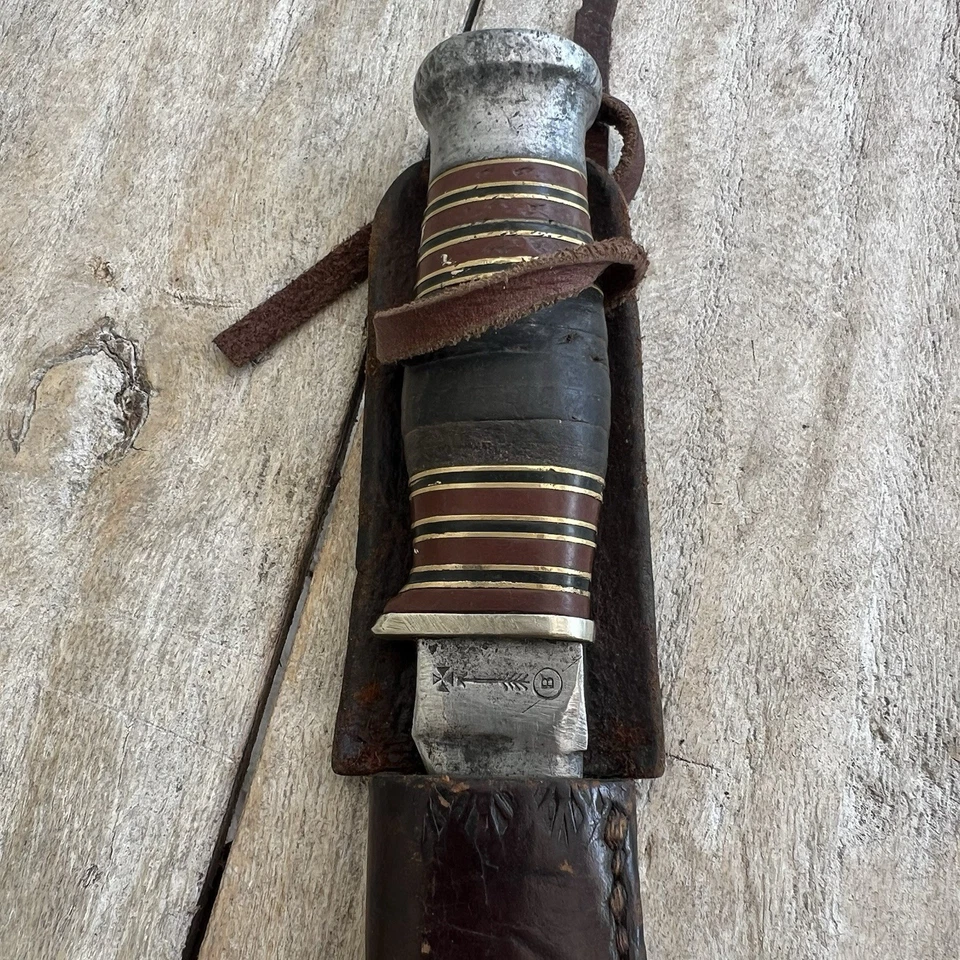 Wade & Butcher Sheffield England leather handled hunting knife - Image 1 of 4