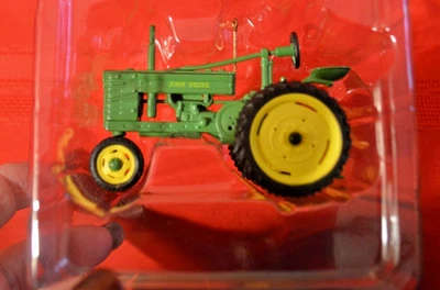Adorno de Navidad para tractor John Deere ~ American Greetings ~ con caja Foto 1 de 4