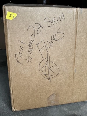 GMC SIERRA 2019-2022 pintura a juego con brotes de guardabarros Foto 1 de 3