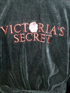 Victoria's Secret Black Plush Velour M/L Short Robe Red Embroidery Flower Pocket - Picture 1 of 10
