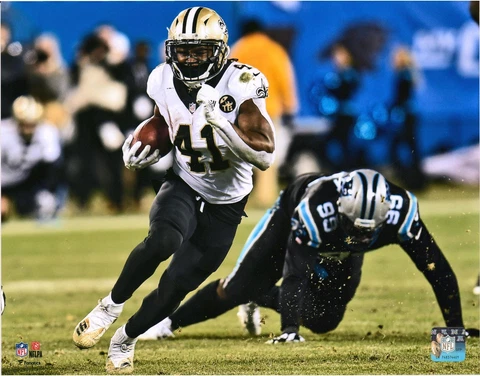 Alvin Kamara New Orleans Saints Unsigned Running Photograph Cover