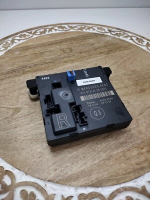 07-09 Mercedes W211 E350 E63 AMG Rear Right Door Control Module 2118703485 OEM - Image 1 of 2