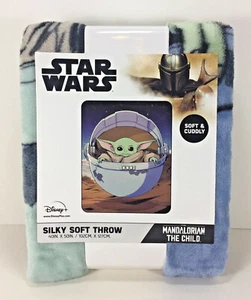 NEW Star Wars Mandalorian THE CHILD Silky Soft THROW BLANKET 40" x 50" Baby Yoda - Picture 1 of 4