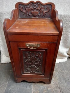 Vintage Holz Kohle Purdonium geschnitzte Details   - Bild 1 von 4