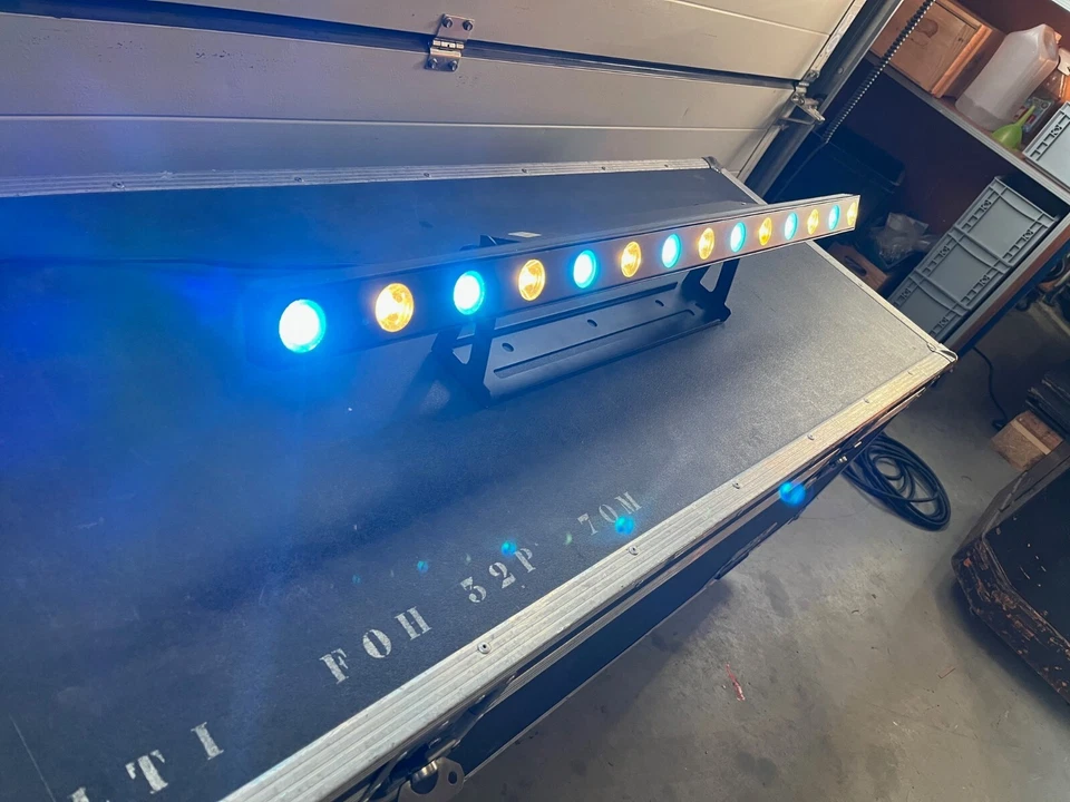 JB-Systems Sunbar Combi MKII 7x 3W blanco cálido y 7x 9W RGB - Imagen 1 de 4