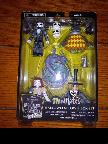 Disney The Nightmare Before Christmas Halloween Town Box Set MiniMates Cover