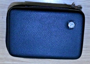 Giorgio Armani Reiseetui Tasche schwarz Hartschale veganes Leder Amenity NEU - Bild 1 von 11
