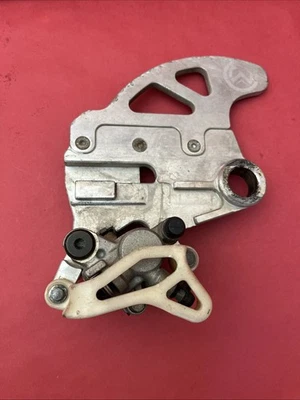 🔥2004 HONDA CR125 REAR BRAKE CALIPER 🏁 With Moose Mount CR250R CR125R - Image 1 of 4