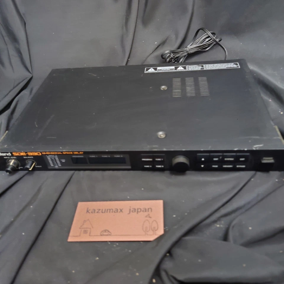 Roland SDE-330 Dimensional Space Delay Digital Rackmount Effects Processor - Image 1 of 4