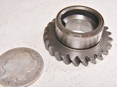 81 YAMAHA YZ465 TRANSMISIÓN PRIMARIA Foto 1 de 4