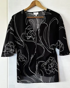 Witchery Black Top With White Swirls S 8 EUC - Picture 1 of 8