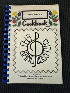 GarfieldHeights OH Ethnic Cookbook Trinity High School 1986 - Picture 1 of 4