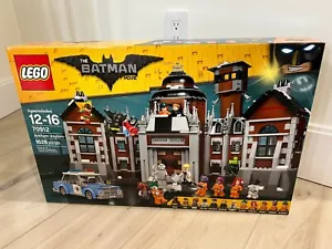 LEGO The LEGO Batman Movie: Arkham Asylum 70912 NUOVO, SIGILLATO E RITIRATO! - Foto 1 di 10