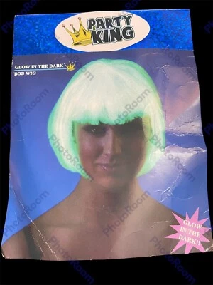 *Party King Women's Glow In The Dark Short Bob Party Wig Foto 1 de 2