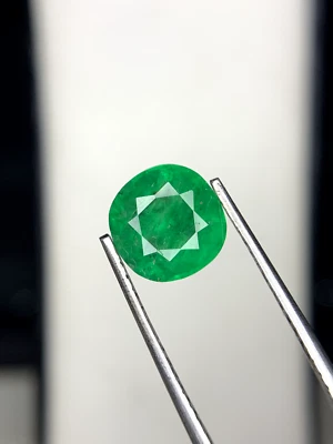 1.60 Ct Emerald Cut Natural Emerald, from Swat Pakistan - Image 1 of 4