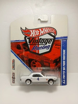 Hot Wheels Vintage Racing A.J. Ford Mustang 5/30 Foyt's 65 Foto 1 de 4