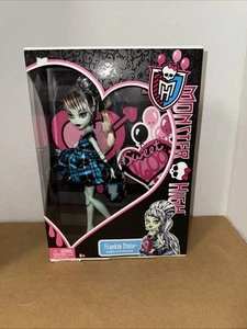 Muñeca Monster High Frankie Stein Sweet 1600 - Imagen 1 de 6