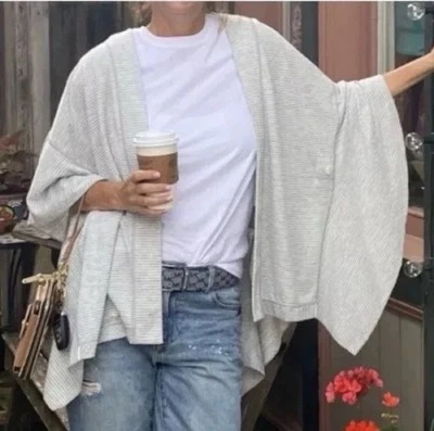 Cárdigan CABI Reversible Capa Gris Blanco Rayas Lunares Tejido Para Mujer Talla M/L Foto 1 de 4